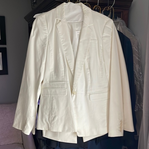 Banana Republic Jackets & Blazers - Banana republic vintage cream blazer